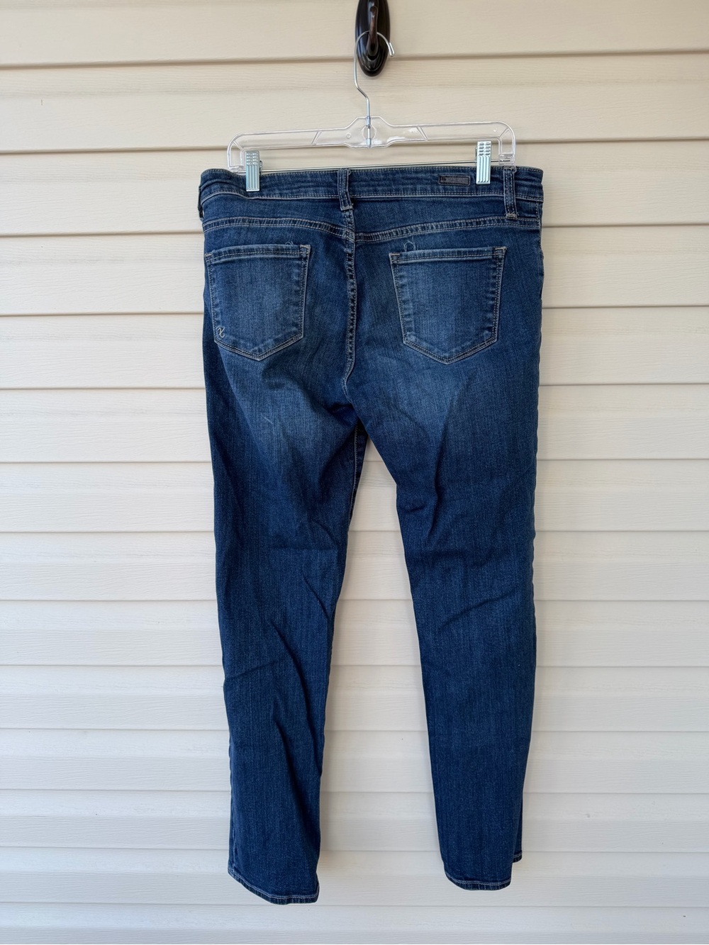 Kut from the Kloth Dark Blue Skinny Jeans with Distressed Knee - Picture 4 of 6